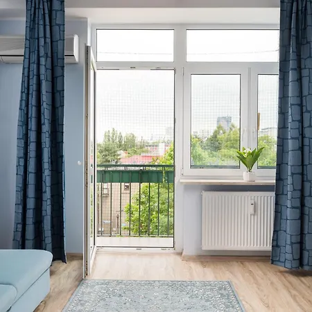 Krasinskiego Homely By Bookinghost وارسو